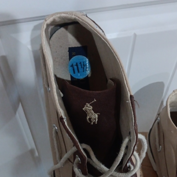 Polo Key Features - Picture 2 of 7